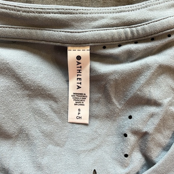 ATHLETA textured long sleeve - Picture 2 of 4